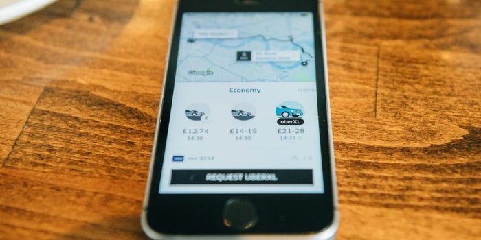 Uber cobrará por dejar esperando al conductor más de dos minutos