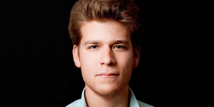 The Surprising Reason Why This Young Tech Entrepreneur Swears By Pen and Paper