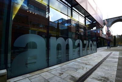 10 Leadership Lessons From Amazon's Massive Success