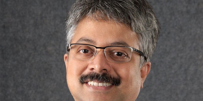 How This Investment Services-based Fintech is Balancing between Human Touch and Technology
