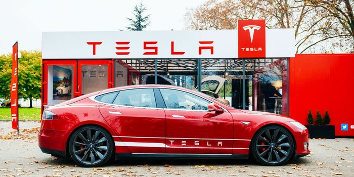 ¿Tesla Motors lanzará un tequila?