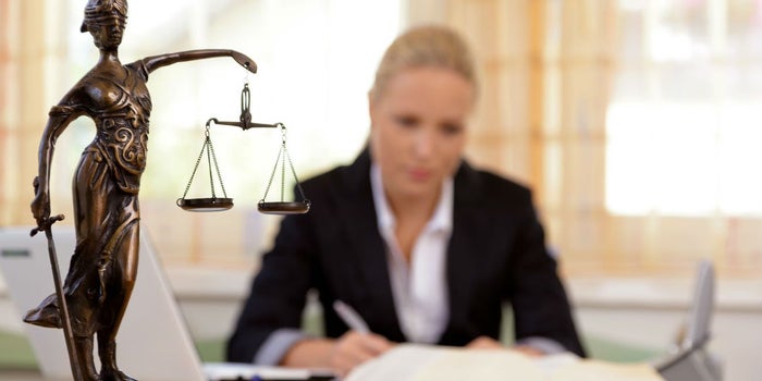 ¿Eres abogado y no sabes cómo emprender? Esta historia te puede inspirar