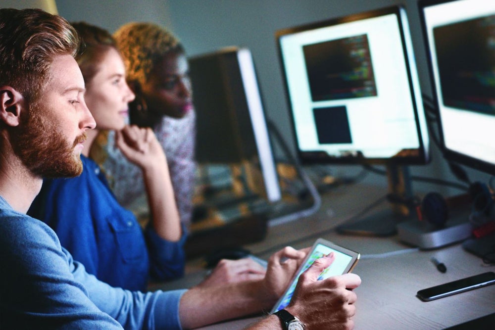 10 Smart Ways for STEM Majors to Make Money on the Side