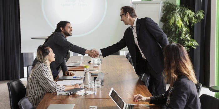 To Be a Better Salesperson, Master Your Ego and Bend Time