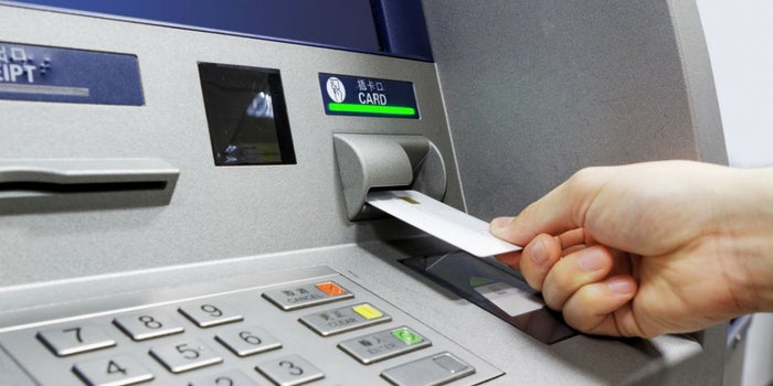 Cómo presentar una reclamación ante una institución bancaria