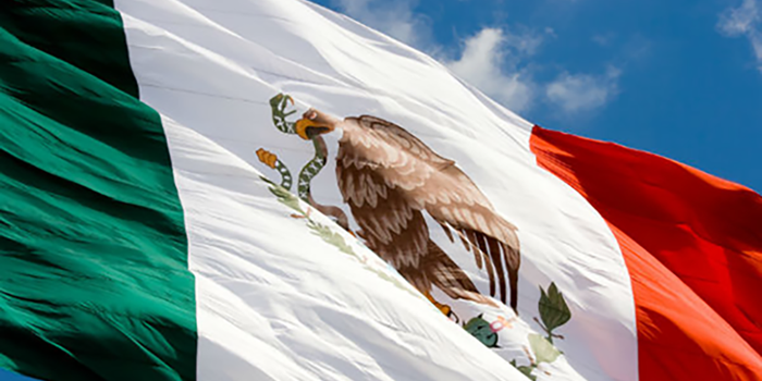 ‘Toque de bandera’ a ritmo de cumbia