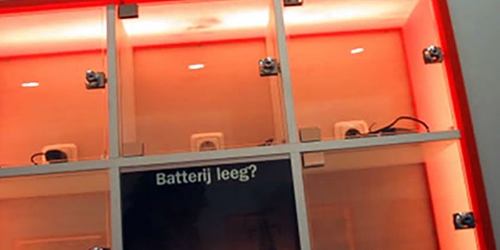 Lockers para cargar celulares