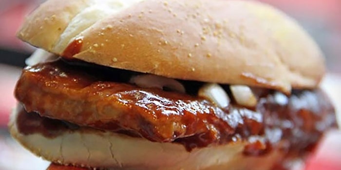 For McRib Fans, Search for the Sandwich Is Worth the Effort