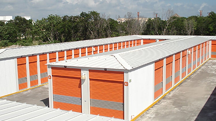 Renta de mini-bodegas y bodegas