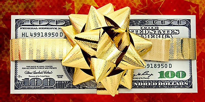 Small-Business Owners Cautious of Going Overboard on Holiday Gifts, Bonuses