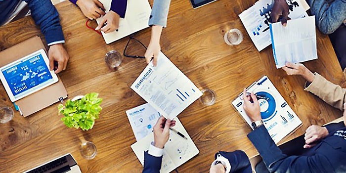 10 Ways to Build a Creative Company Culture