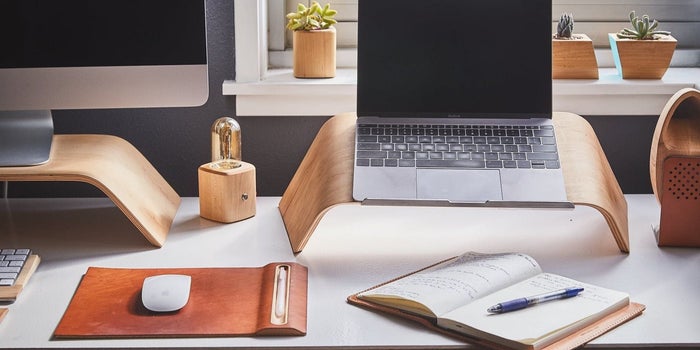 Estos accesorios pueden ayudarte a ser más productivo mientras trabajas desde casa