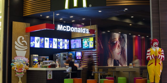 ¿Quién necesita a Uber o Rappi? McDonald's lanza su propia app de delivery