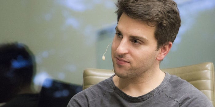 Tardamos 12 años en construir Airbnb y lo perdimos casi todo en 6 semanas: CEO