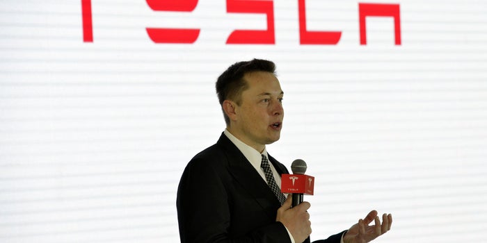 Tesla está dispuesta a licenciar el software, suministrar sistemas de propulsión y baterías a otros fabricantes: Elon Musk