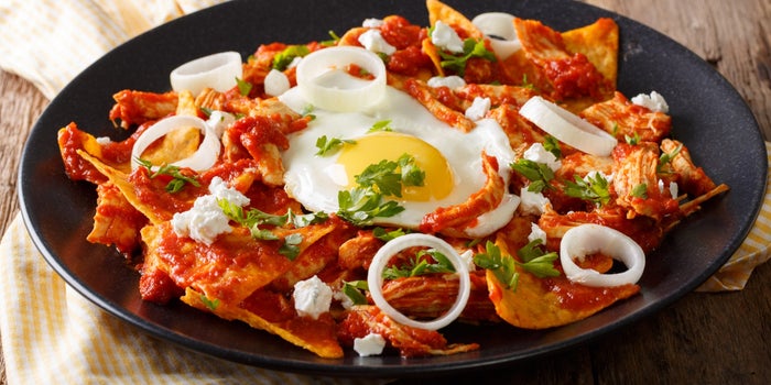 ¡Idea de negocios! Abre una barra de chilaquiles