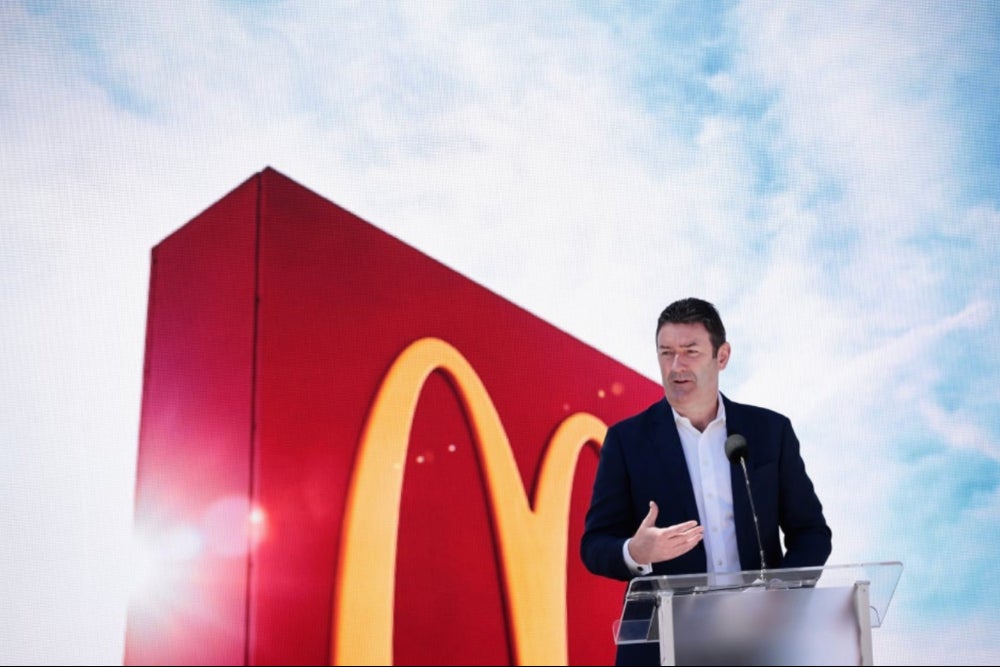11 CEO famosos que fueron despedidos de sus empresas (y qué podemos aprender de sus errores)