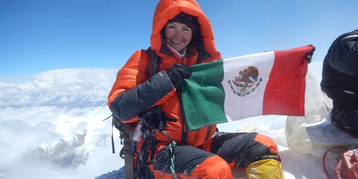 Viridiana Álvarez, la mexicana que conquistó las 3 montañas más altas del mundo y rompió un Récord Guinness