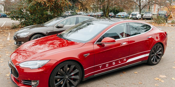Tesla sufre la peor caída de su historia