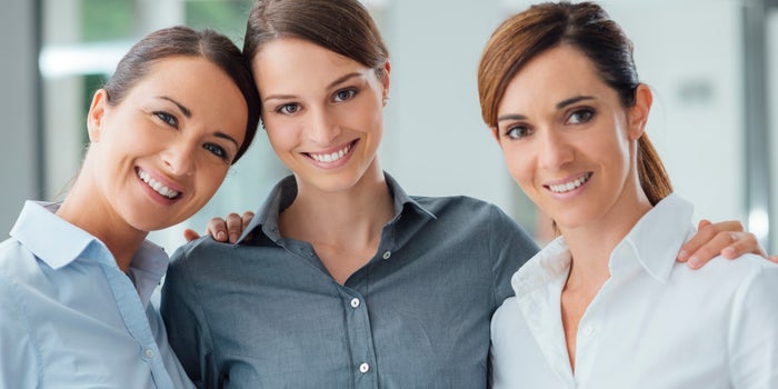 IE University y ONU Mujeres se unen para impulsar el empoderamiento femenino en América Latina