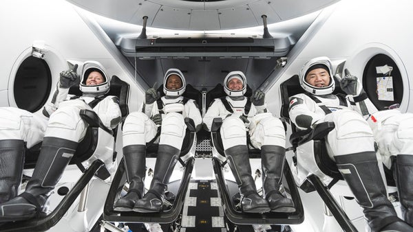 La Nasa Programa El Primer Vuelo Operativo De Crew Dragon Para Halloween