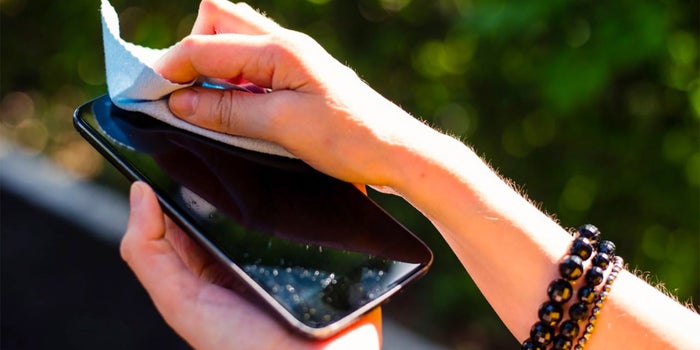 They discover that the coronavirus could survive on phone screens for 28 days