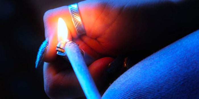 A Beginner's Guide To Smoking Pot For The First Time