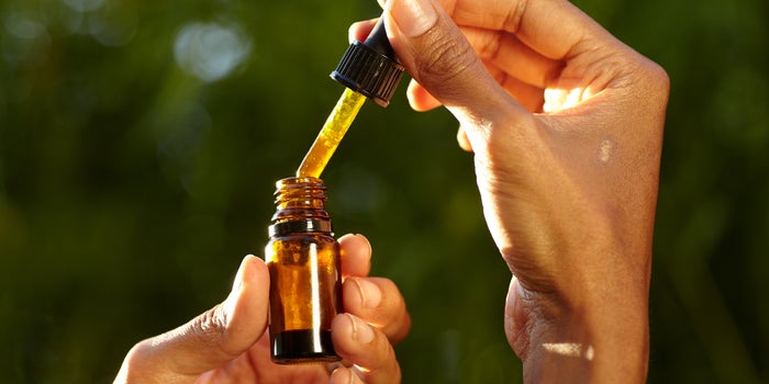 This Is How To Use CBD Oil In Order To Treat Painful Inflammation