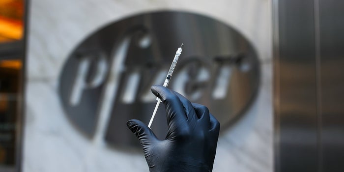 Pfizer y BioNTech pedirán hoy una autorización de emergencia para la vacuna contra el coronavirus