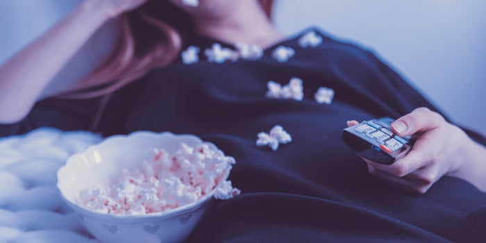 Trabajo navideño: Ofrecen 50 mil pesos por ver 25 películas en 25 días, ¿te animas?