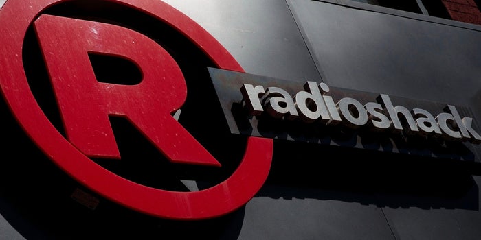 Empresa de inversión compró RadioShack para revivirla como un sitio de comercio electrónico