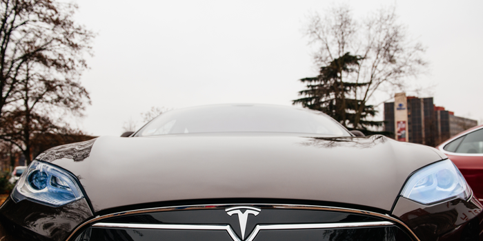 Tesla: Recalls more than 9,500 Model X and Model Y units due to possible roof detachment