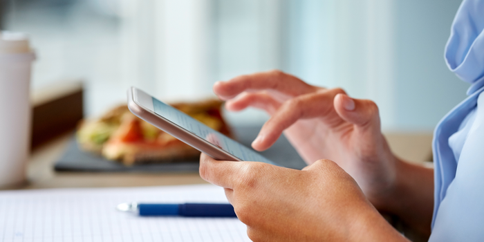 Experts Warn How Many Minutes a Day Are Enough to Get Depressed When Browsing Social Networks