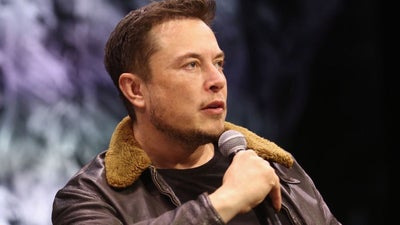 Elon Musk Responds to a Request From a Tweeter Who Sent Him the Same Message 154 Times