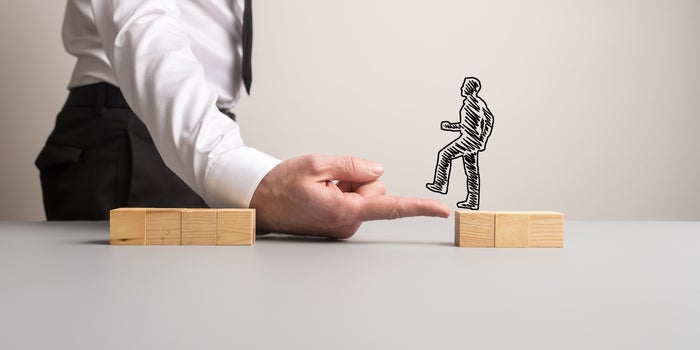 Resilience in Companies: The 5 Necessary Pillars To Strengthen in Crises