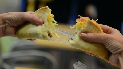 Free Food and Awesome Deals for Your Last-Minute Big Game Party