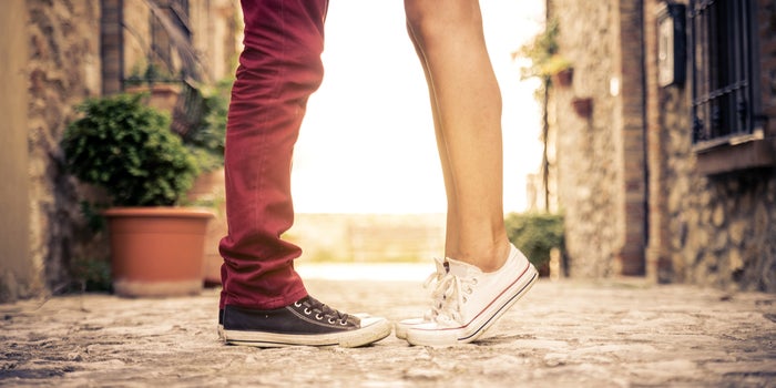 ¿Cómo fusionar dos compañías? Hazlo como si fuera una relación