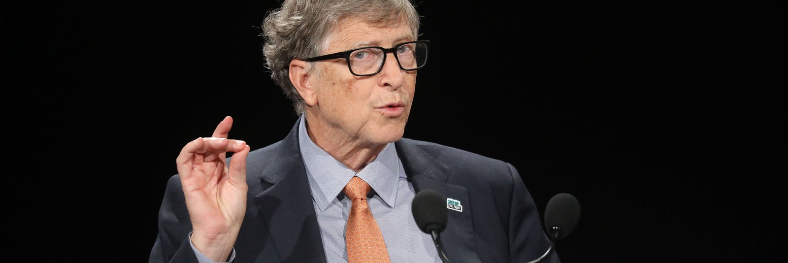 4 Classic Business Books Recommended by Jeff Bezos, Bill Gates and Mark Zuckerberg
