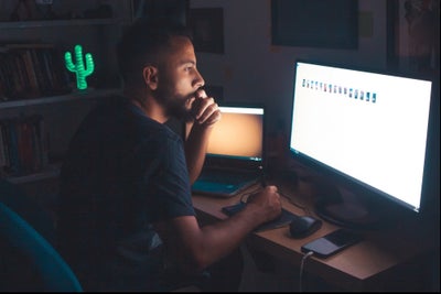 Learn Project Management Fundamentals to Help Your Business Through Tough Times