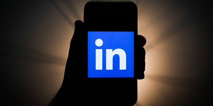 Ahora le tocó a LinkedIn: hackers venden datos de 500 millones de usuarios en un foro