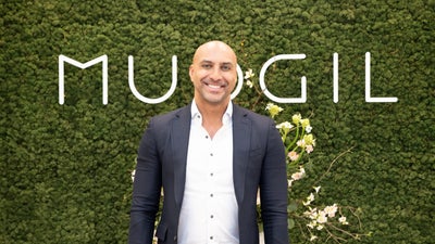 How This Dermatologist Empowers Young People Through Social Media