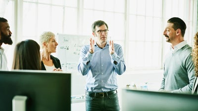 5 Ways to Be a Strong Leader