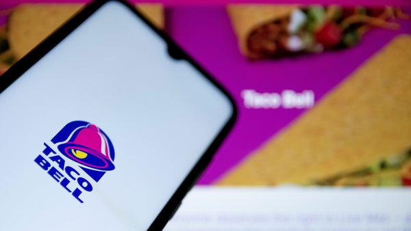 Internet Has Meltdown After Taco Bell Removes Fan-Favorite Menu Item: 'My Life is Over'