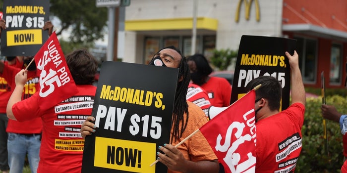 Por qué los trabajadores de McDonald's se están yendo a huelga