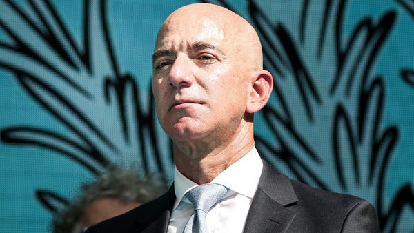 Amazon Tracks Warehouse Workers' Every Move Because Jeff Bezos Thinks People Are Inherently Lazy, Report Says