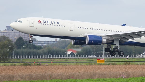 A Delta Pilot is Reportedly Suing the Airline for $1 Billion, Accusing it of Stealing the Idea for an App He Developed