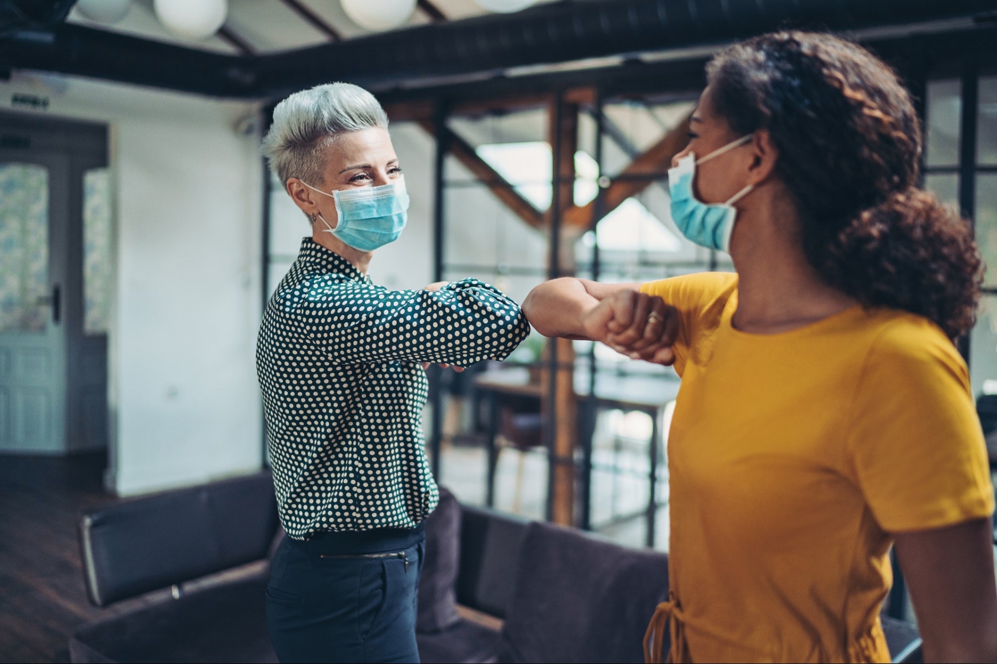 How to Navigate Post-Covid In-Person Business Greetings | Entrepreneur