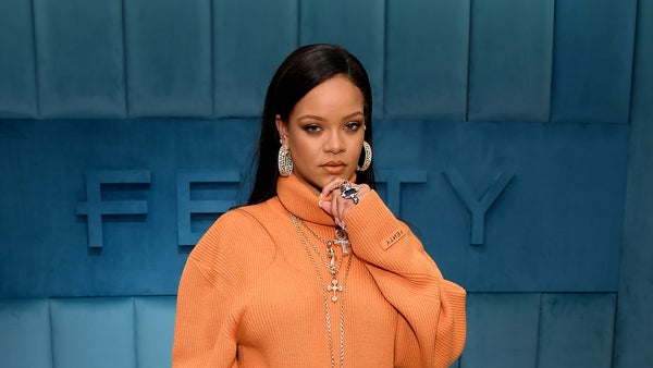 Rihanna is Officially a Billionaire and the Richest Female Musician in the World