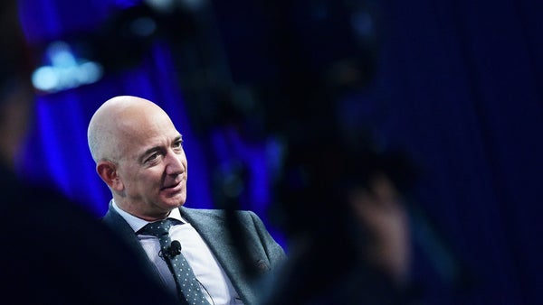 Bezos Takes Space Battle Against Musk to Court, Musk Slams Bezos' Technology: 'The First Thing You'd Want to Do Is Cancel It'