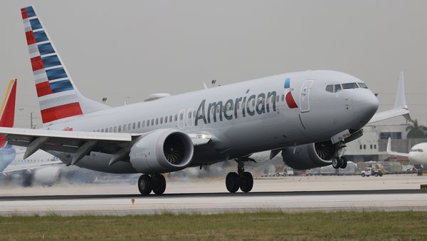 American Airlines Pilots to Picket Over Staff Shortages, Fatigue